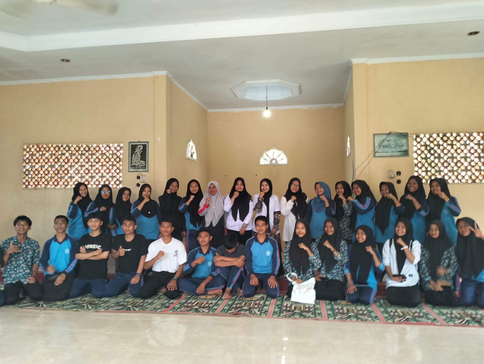 PENYULUHAN KESEHATAN REPRODUKSI DI MAN 2 BUNGO