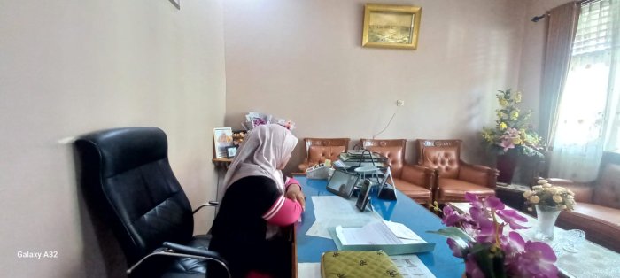 Kepala MAN 2 Bungo Ikuti Sosialisasi Penggunaan Buku Teks Utama Secara Daring