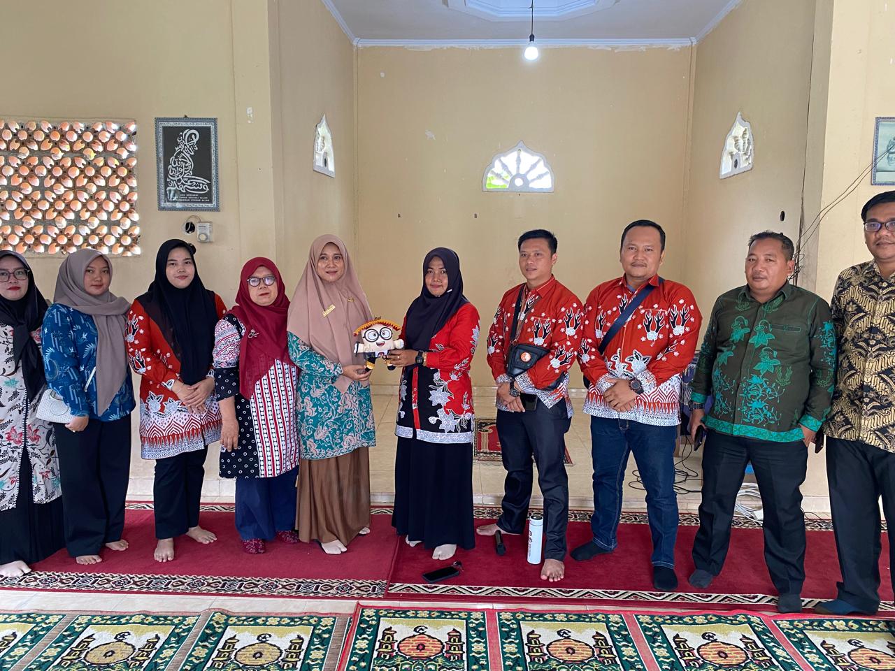 PPK KECAMATAN BUNGO DANI LAKSNAKAN SOSIALISASI KEPADA SISWA MAN 2 SEBAGAI PEMILIH PEMULA 