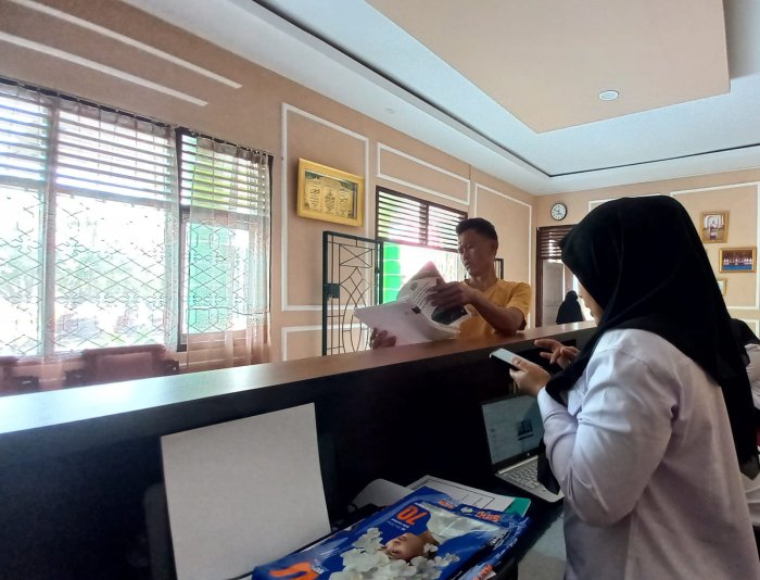 Orang Tua Dari Wahyu Pratama Konsultasi ke MAN 2 Bungo Terkait Ketidakcocokan Data di EMIS/Verval PD