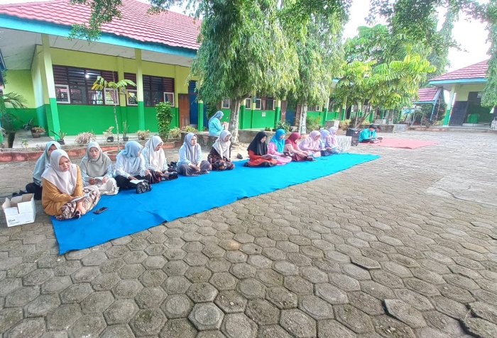 MAN 2 Bungo Gelar Yasinan Rutin untuk Memperkuat Iman dan Kebersamaan Warga Madrasah