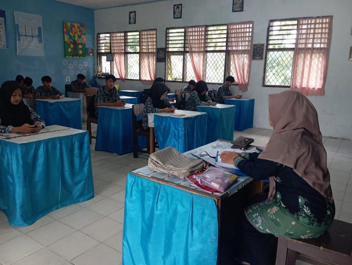 Asesmen Hari Kedua di MAN 2 Bungo Berlangsung Tertib dan Lancar