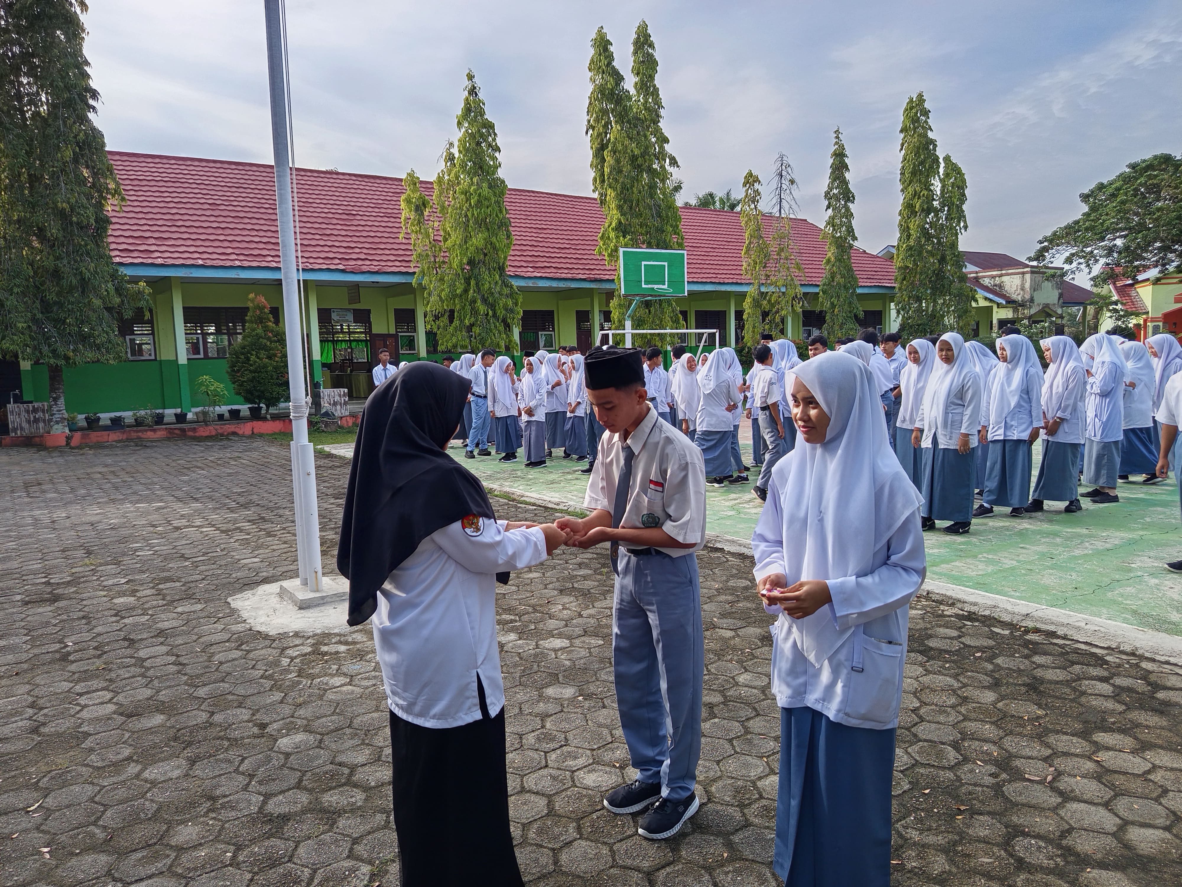 Alhamdulillah Pelaksanaan Asas Genap Tahun Pelajaran 2024-2025 MAN 2 Bungo Berjalan Tertib dan Lancar