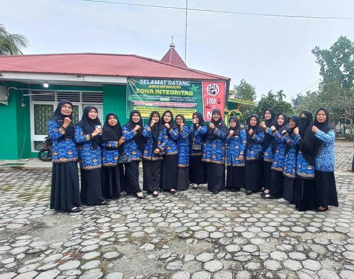 Merah Putih Berkibar, MAN 2 Bungo Tunjukkan Semangat Nasionalisme di Hari Kemerdekaan