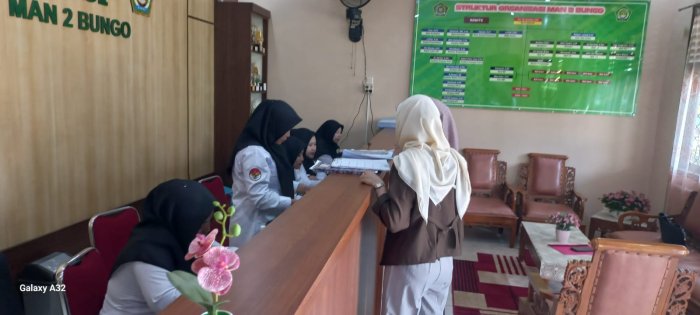 Alumni MAN 2 Bungo Ambil Ijazah Melalui Layanan PTSP, Proses Cepat dan Tertib Alumni MAN 2 Bungo Ambil Ijazah Melalui Layanan PTSP, Proses Cepat dan Tertib