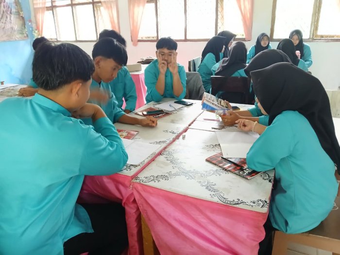 Pembelajaran Matematika, Siswa Antusias Belajar Percobaan Peluang Melalui Media Koin, Dadu, dan Bridge