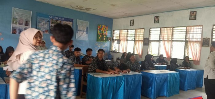 Ajak Generasi Muda Menjadi Tenaga Kesehatan, STIKes Dharma Landbouw Padang Sosialisasi ke MAN 2 Bungo