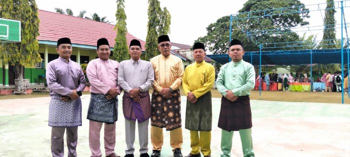 Wastra Nusantara Semarakkan HGN: Guru MAN 2 Bungo Tampilkan Teluk Belango Sesuai SE Sekjen Kemenag