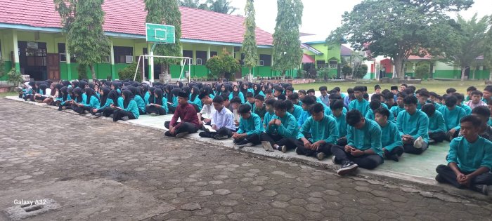 Menanamkan Nilai Keimanan, MAN 2 Bungo Gelar Yasinan Rutin Setiap Jumat