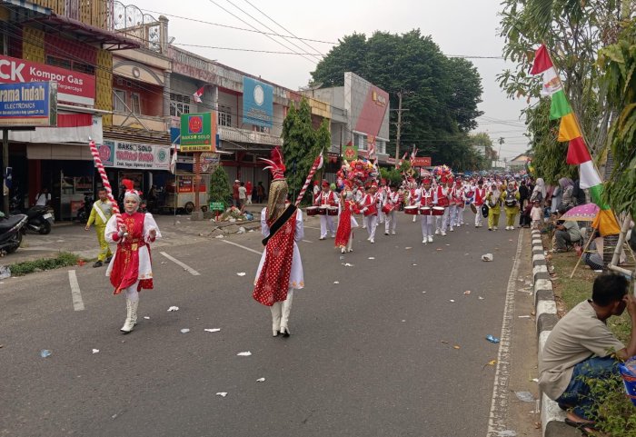 Marching Band MAN 2 Bungo Meriahkan Pawai Pembangunan Kabupaten Bungo pada 18 Agustus 2026