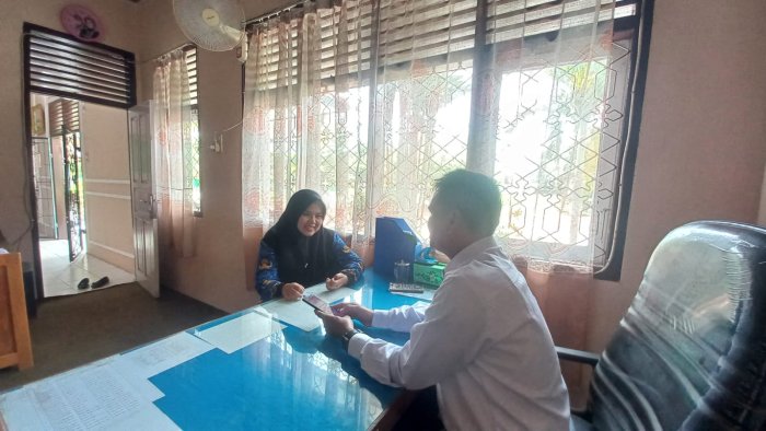 Kepala Madrasah Instruksikan Kaur TU Siapkan Surat Penugasan Waka Kurikulum sebagai Perwakilan Resmi