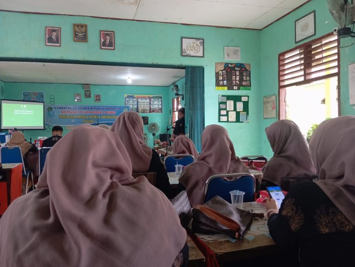 Doa Bersama Tutup Rangkaian PKKM MAN 2 Bungo dengan Khidmat dan Penuh Kebersamaan