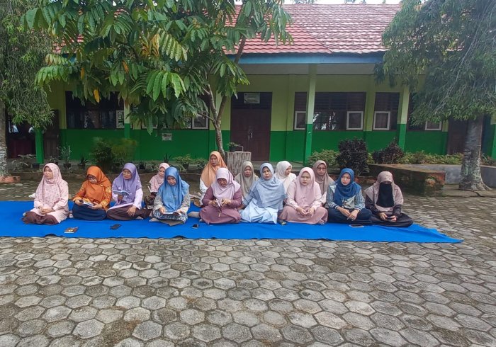 Melalui Kegiatan Yasinan Rutin, MAN 2 Bungo Perkuat Nilai Keagamaan, Kebersamaan, dan Karakter Religius Warga Madrasah
