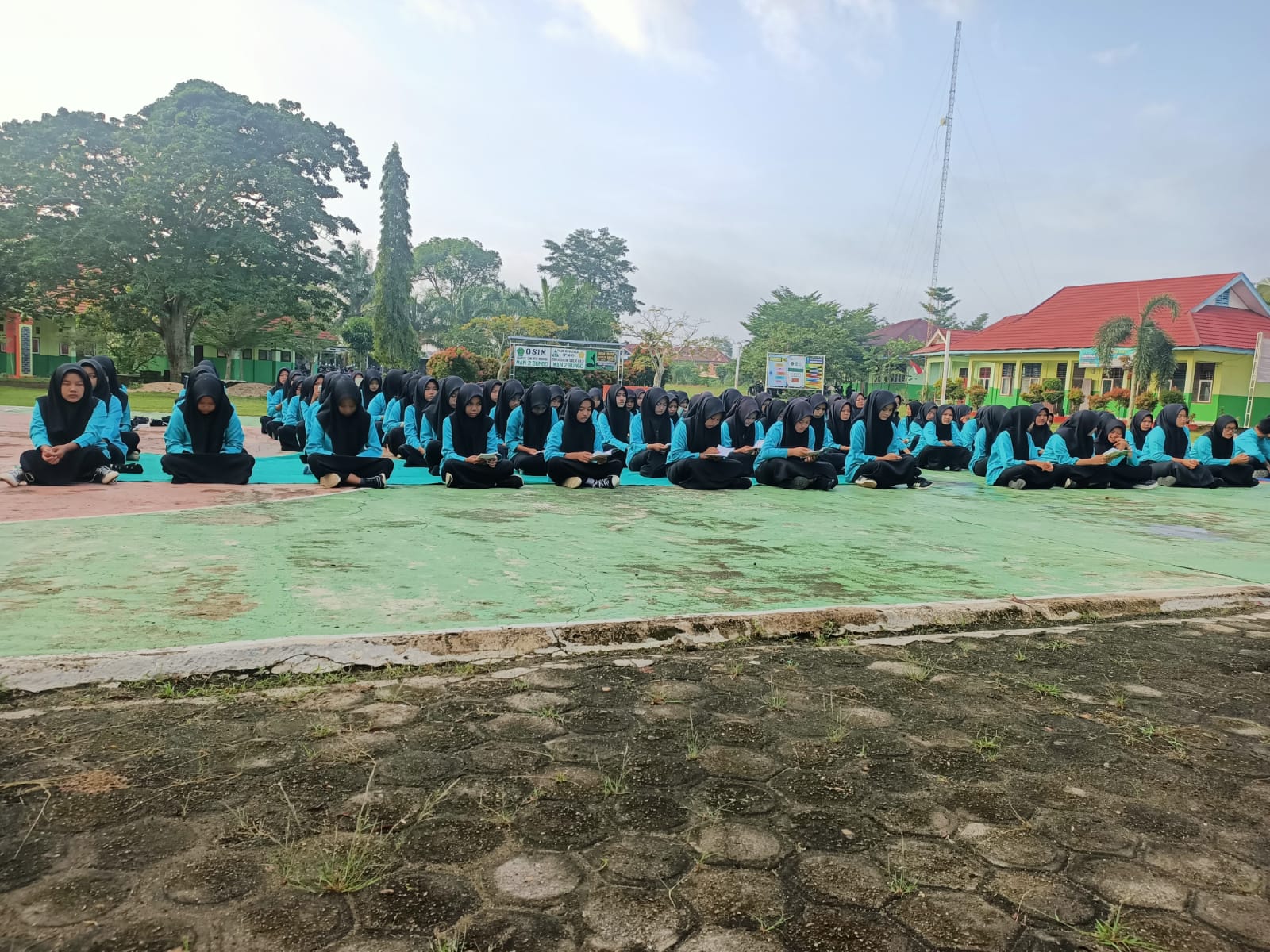 Yasinan Perdana MAN 2 Bungo di Tahun 2025