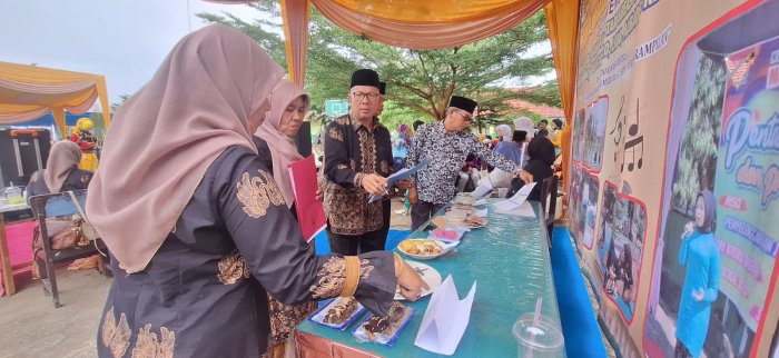 Kreatif dan Lezat! Siswa MAN 2 Bungo Adu Inovasi dalam Lomba Olahan Pisang di PORSEKA 2025