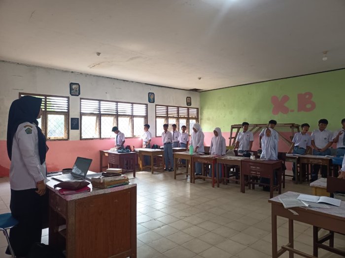 Semangat Nasionalisme Menggema di MAN 2 Bungo, Guru dan Siswa Nyanyikan Lagu Indonesia Raya Bersama