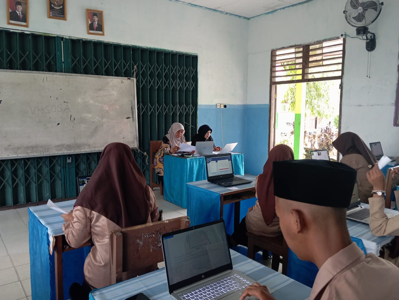 45 Orang Siswa/i Kelas XI MAN 2 Bungo Ikut Gladi ANBK  Tahun 2025