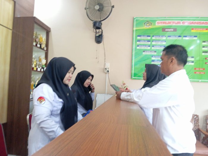 PTSP MAN 2 Bungo Tingkatkan Pelayanan Prima dan Kemudahan Administrasi bagi Masyarakat