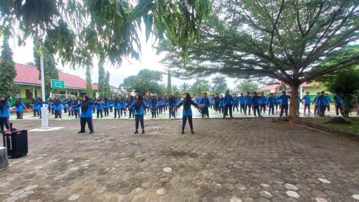 Semangat Pagi! MAN 2 Bungo Gelar Senam Rutin Setiap Sabtu