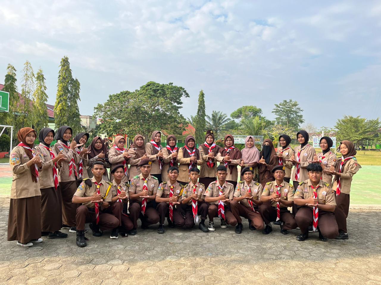 MAN 2 Bungo Laksanakan Upacara Peringatan Hari Pramuka ke-63 Tahun