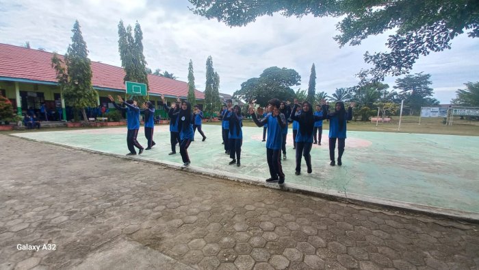 Wali Kelas Beri Dukungan Penuh Agar Kelas XII C Tampil Maksimal