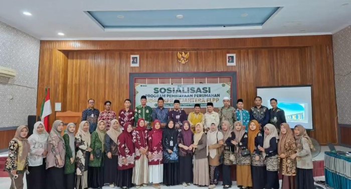 Foto Bersama Usai Sosialisasi KPR Sejahtera FLPP BSI Foto Bersama Usai Sosialisasi KPR Sejahtera FLPP BSI