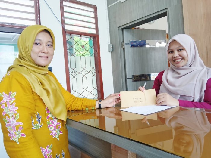 Peduli Sesama, MAN 2 Bungo Serahkan Bantuan untuk Korban Bencana Alam Sumatera ke Kantor Kemenag Bungo